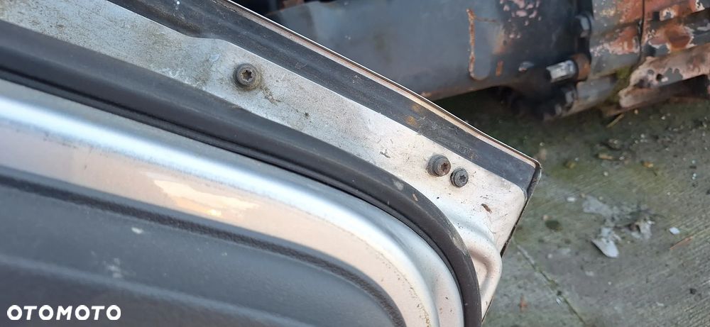 Volkswagen Golf V+ Hatchback Drzwi Tył Tylne Lewe Kod Lakieru LA7W - 26