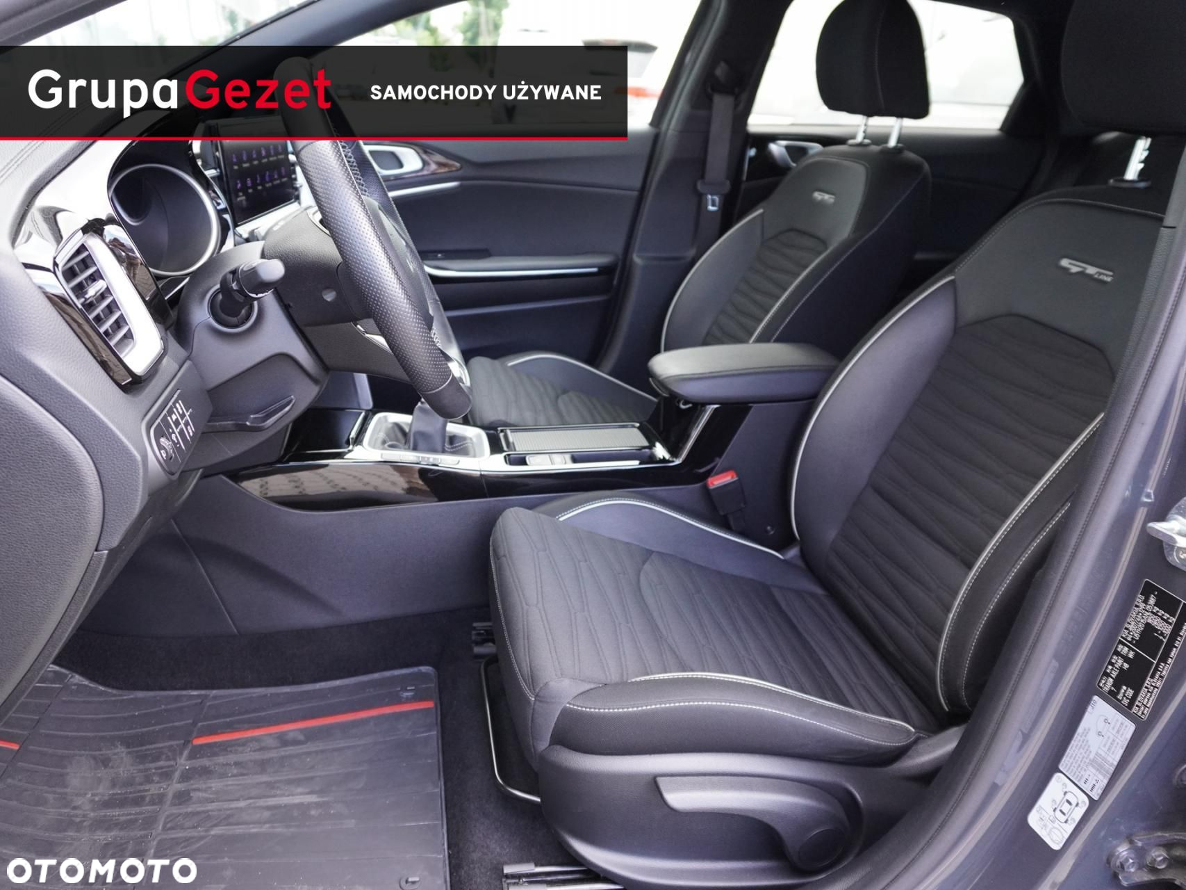 Kia ProCeed - 14