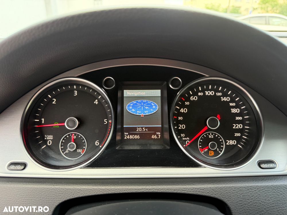 Volkswagen Passat CC 2.0 TDI BMT DSG - 32
