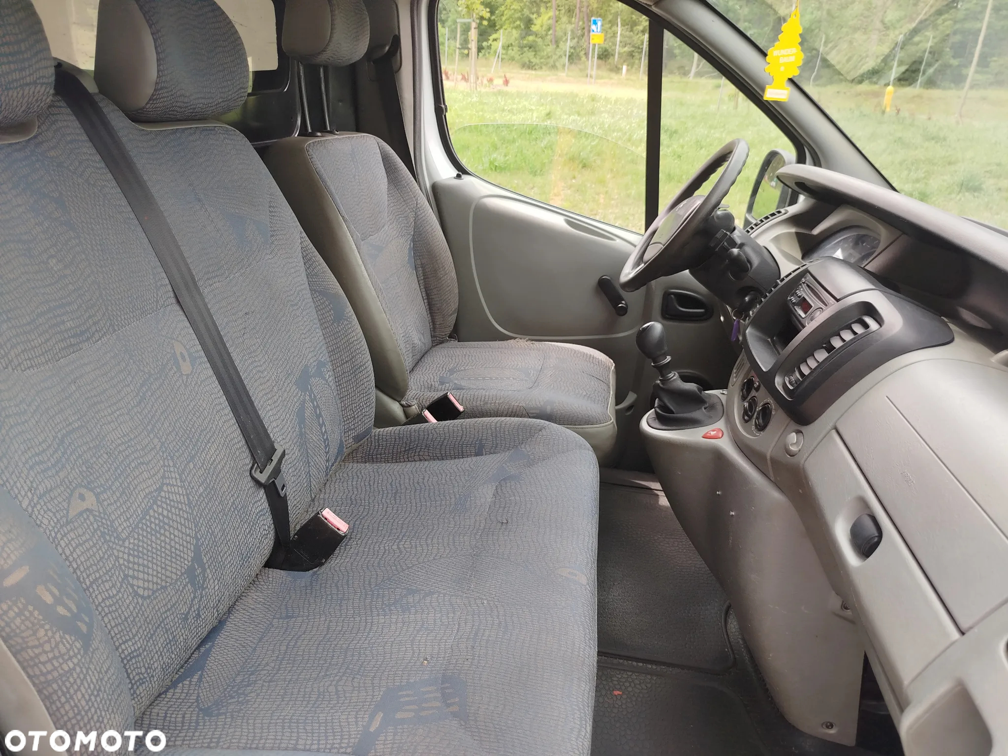 Renault Trafic - 12