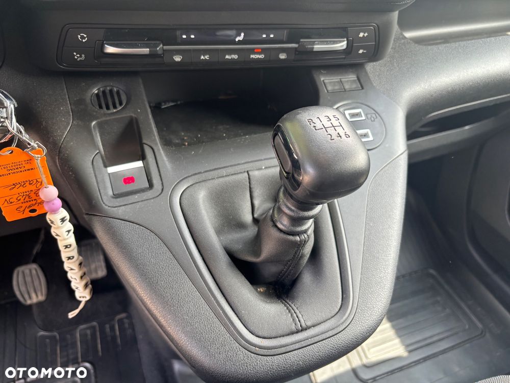 Toyota Proace City - 16