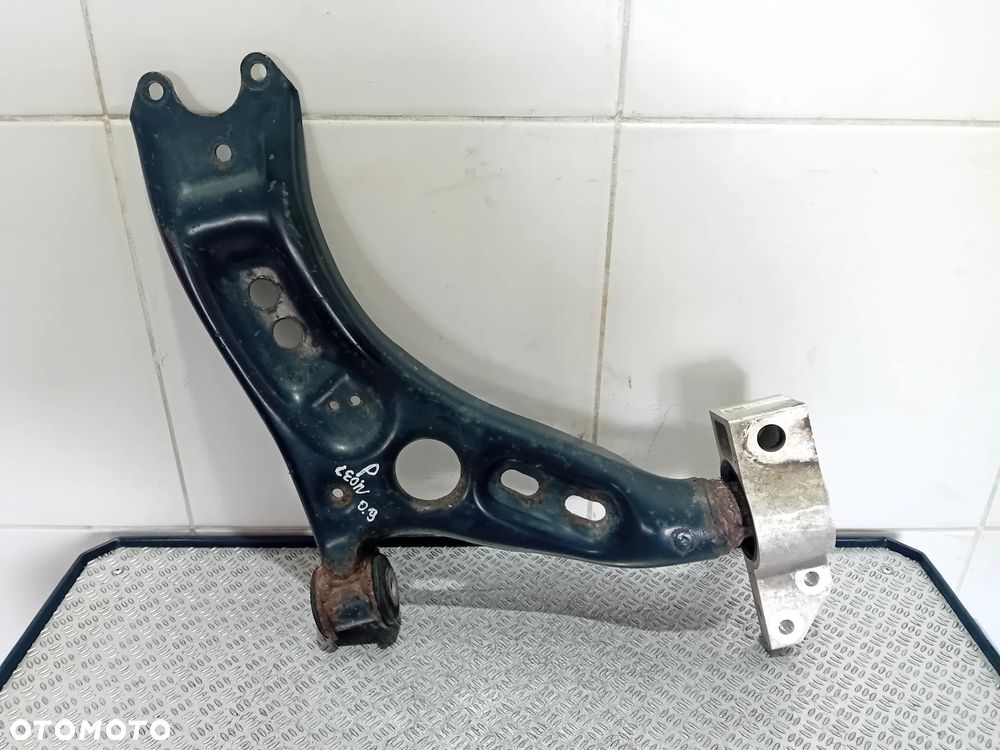 wahacz prawy przód Seat Leon II 2009 1K0199232K - 1
