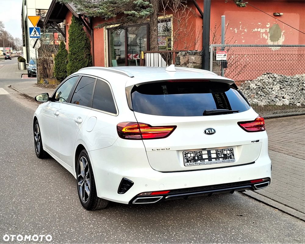 Kia Ceed 1.5 T-GDI DCT7 OPF GT Line - 4