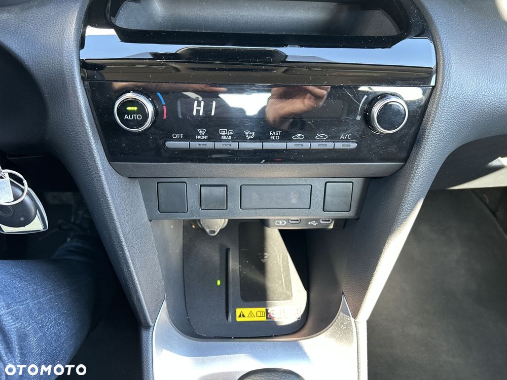 Toyota Yaris Cross Hybrid 1.5 Comfort - 17