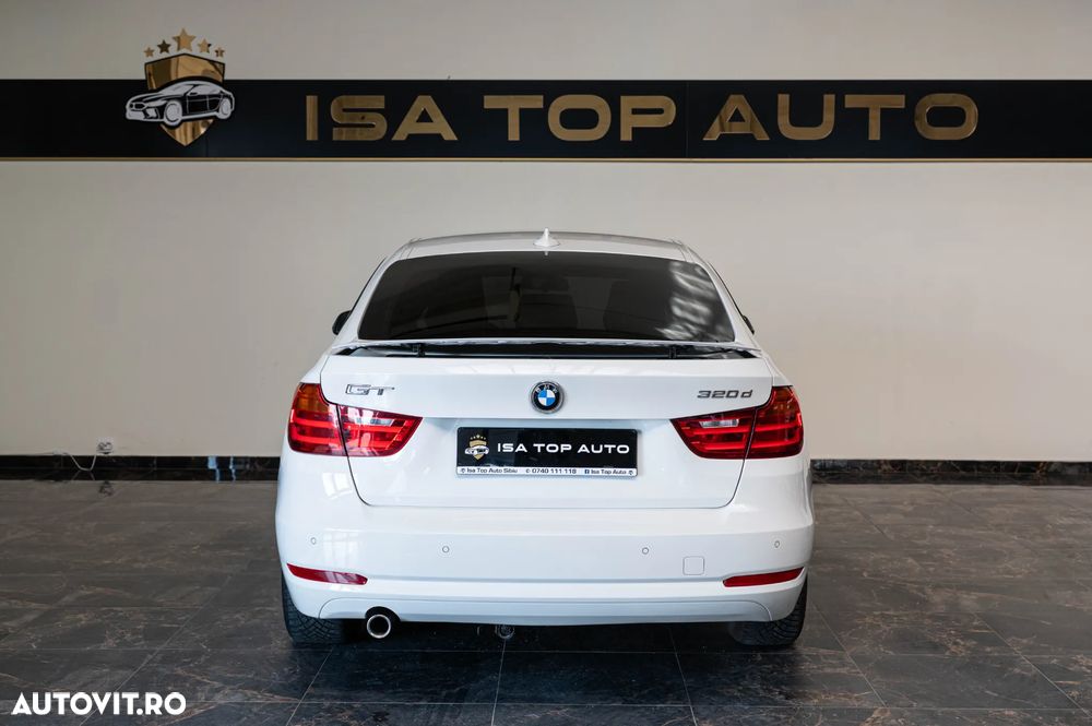 BMW Seria 3 320d Sport-Aut. - 31