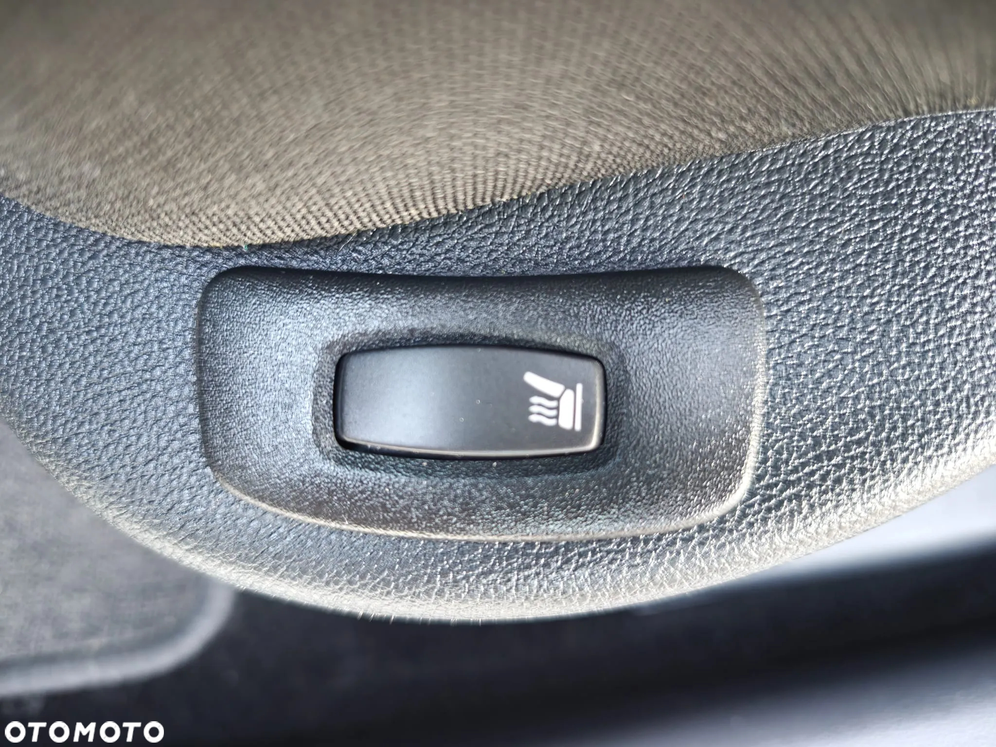 Renault Clio - 11