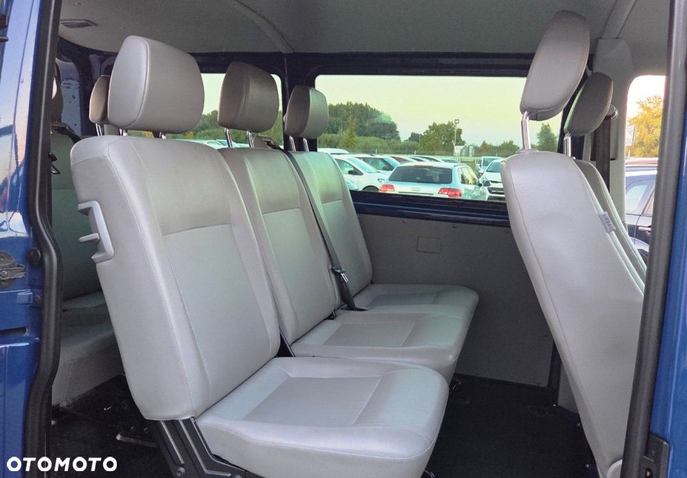 Volkswagen Transporter - 15