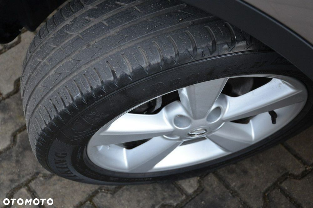 Nissan Qashqai - 10