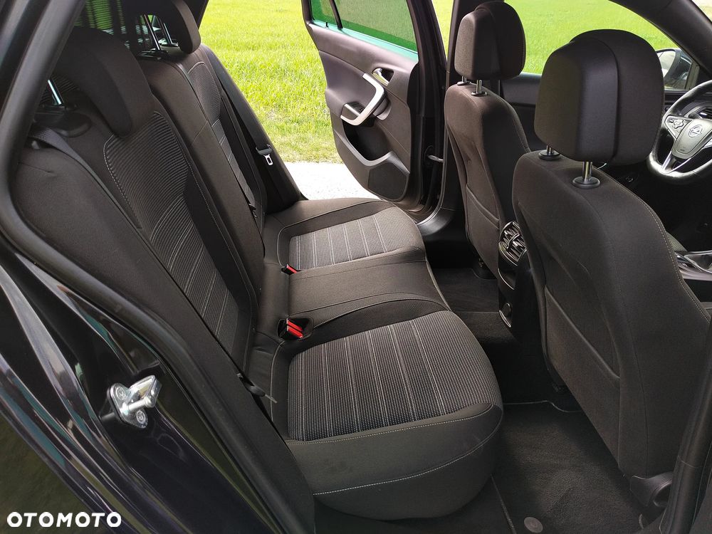 Opel Insignia 2.0 CDTI 4x4 ecoFLEX Start/Stop Business Innovation - 31