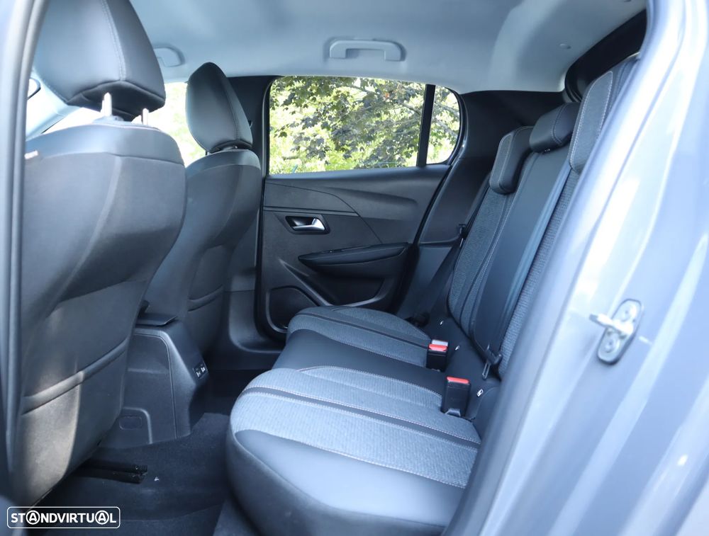 Peugeot 208 1.2 Hybrid Allure e-DCS6 - 26
