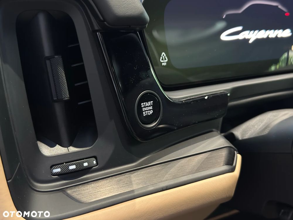 Porsche Cayenne E-Hybrid PHEV Black Edition - 27