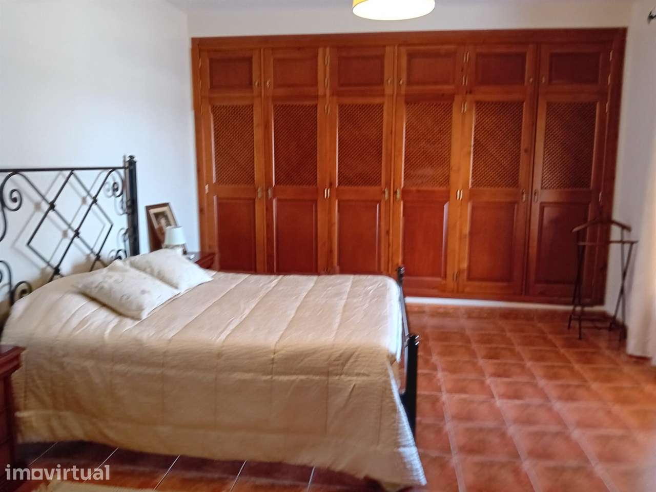 Moradia T4 Exclusiva na Meia Via, Torres Novas – Espaço, Conforto e La - Grande imagem: 5/55