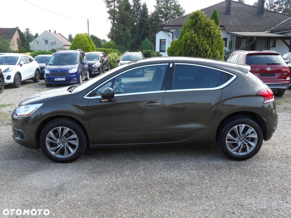 Citroën DS4 e-HDi 110 SoChic - 2