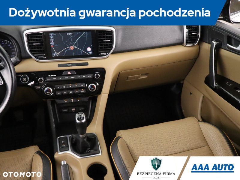 Kia Sportage - 10
