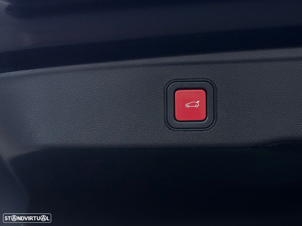 Jeep Avenger 1.2 e-Hybrid Longitude DCT - 27