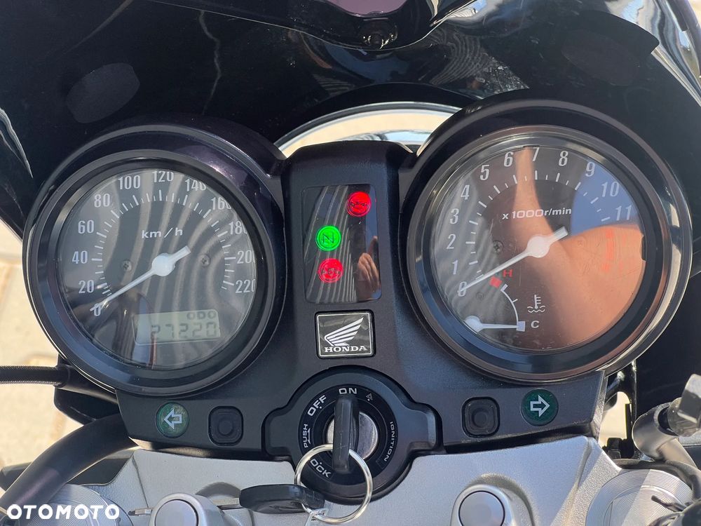 Honda CBF - 18