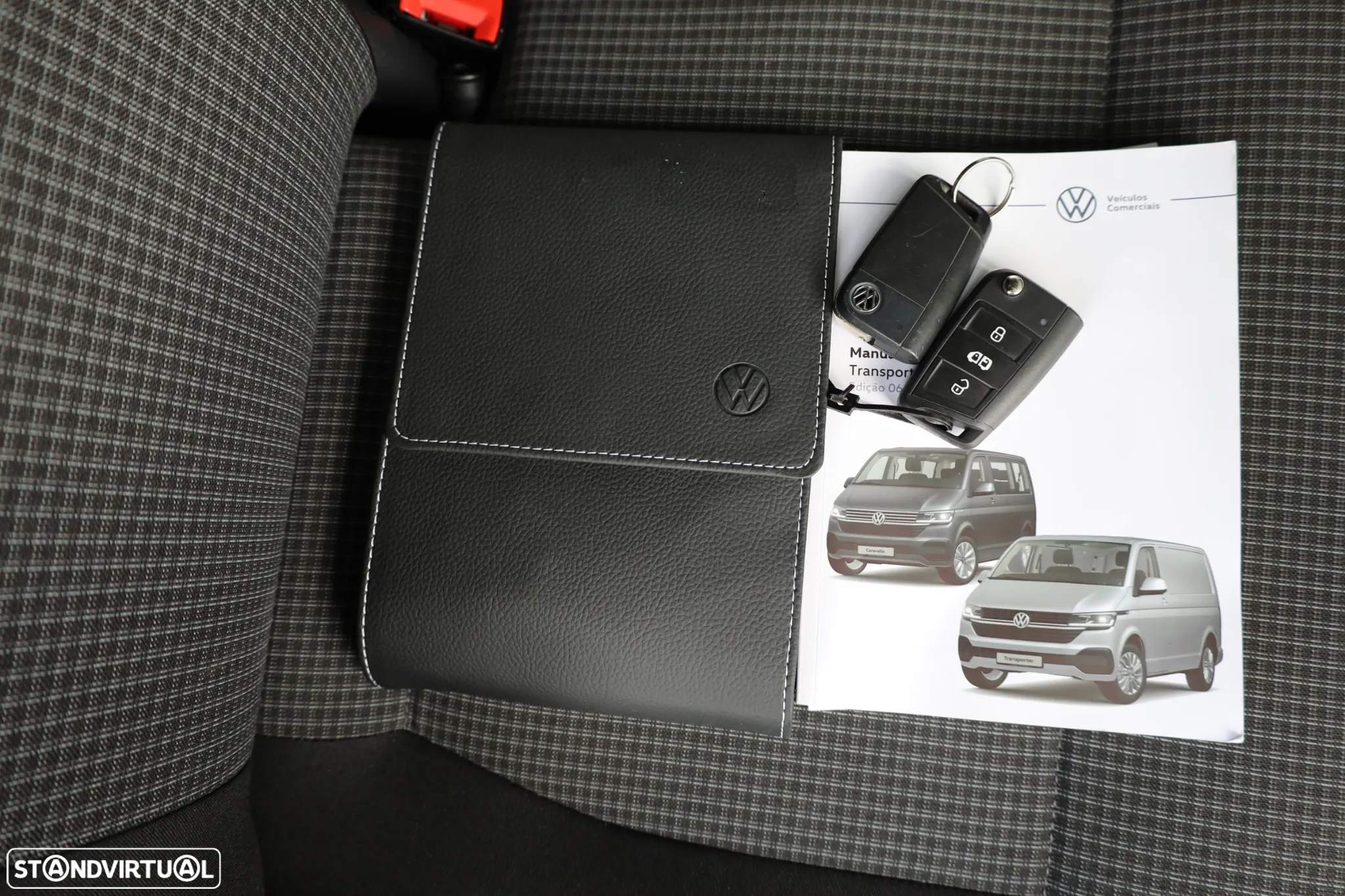 VW Transporter 2.0 TDI Business - 28
