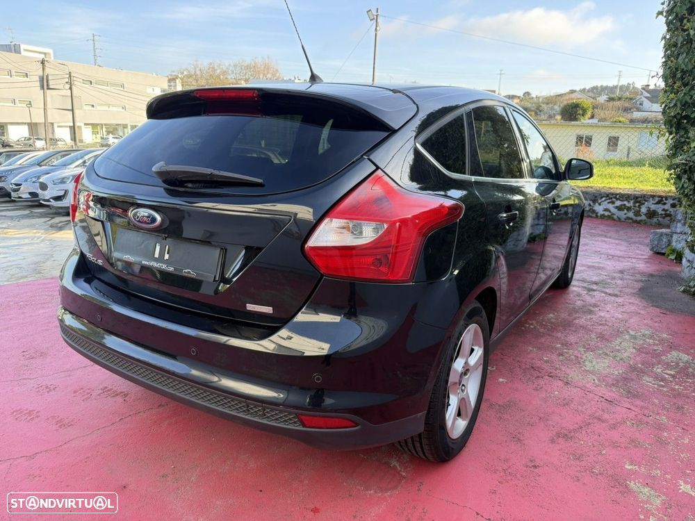 Ford Focus 1.0 EcoBoost S&S TREND - 6