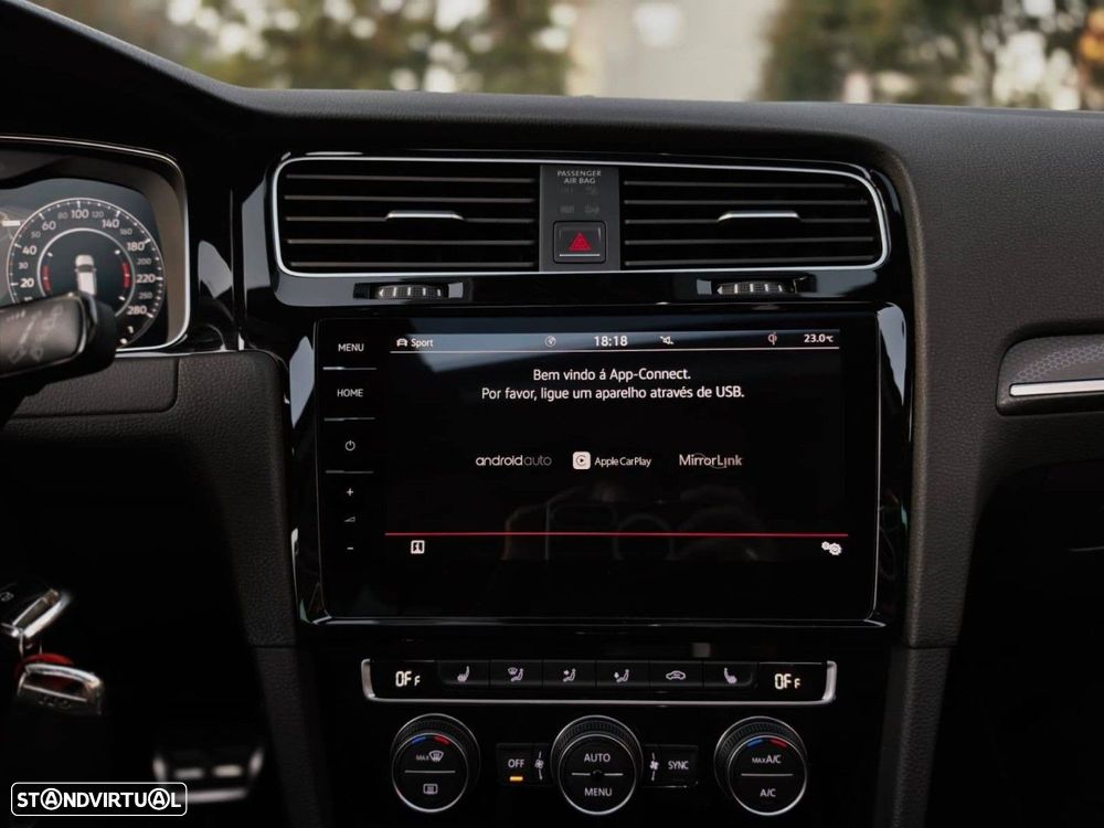VW Golf 2.0 TSi GTi DSG Performance - 30