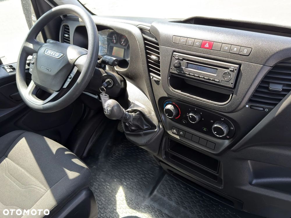 Iveco 35C14 - 19