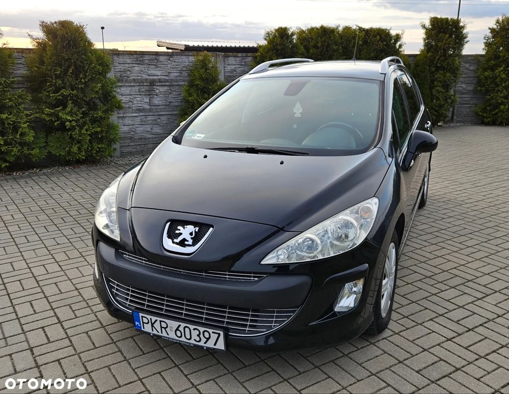 Peugeot 308 HDi FAP 140 Family - 17