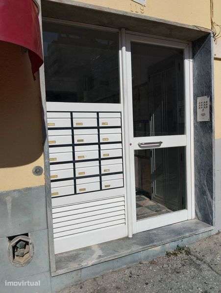 Prédio - Santa Clara, Lisboa - Grande imagem: 2/6