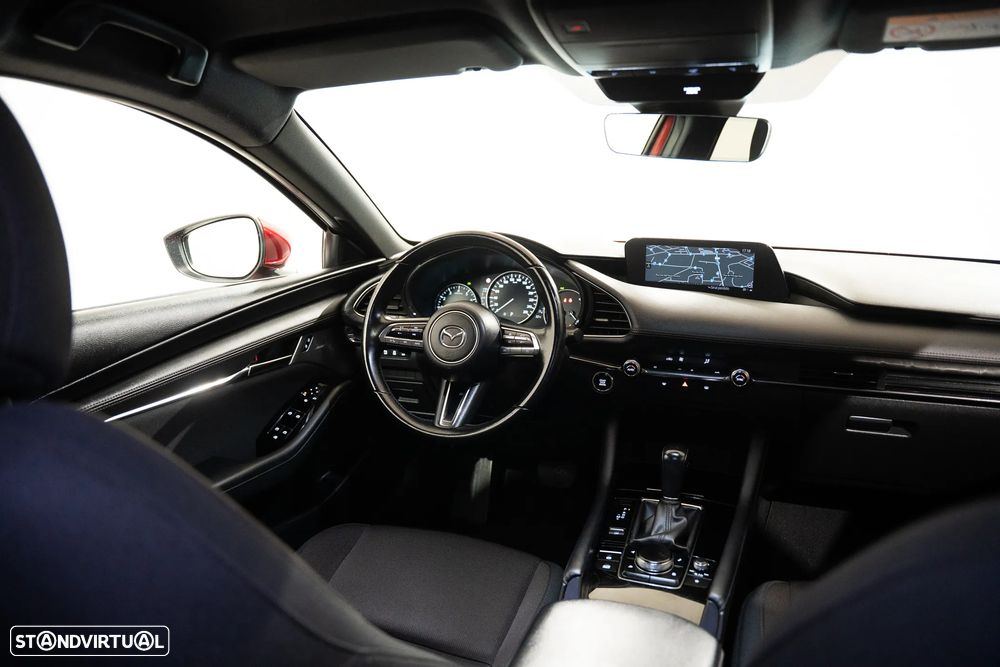 Mazda 3 Hatchback - 11