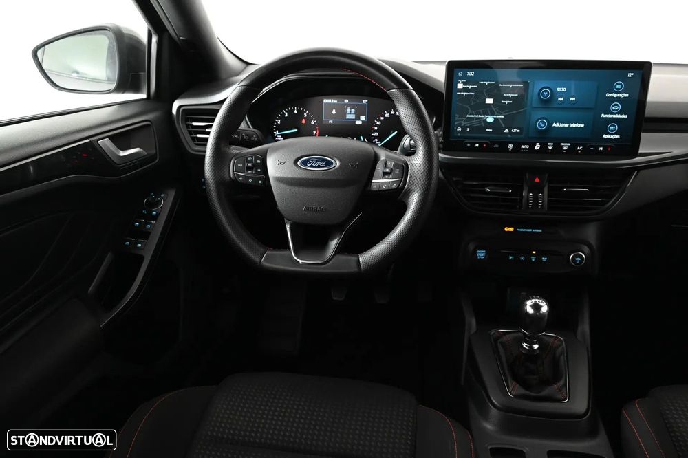 Ford Focus 1.0 EcoBoost MHEV ST-Line - 15