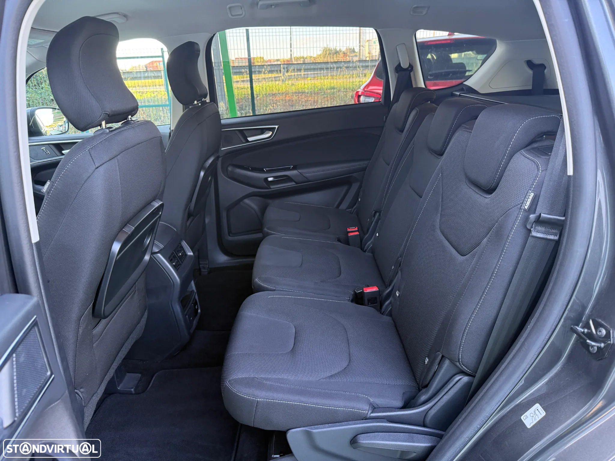 Ford S-Max 2.0 TDCi Titanium - 19