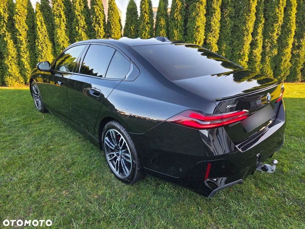 BMW Seria 5 520d xDrive - 22