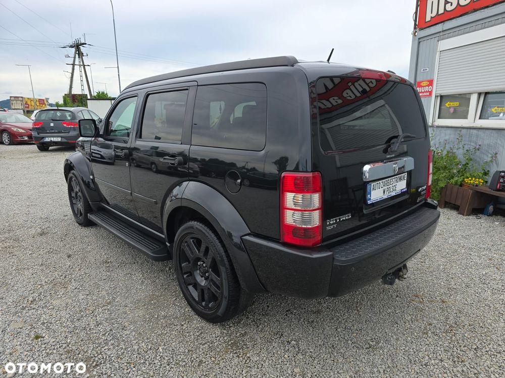 Dodge Nitro - 3