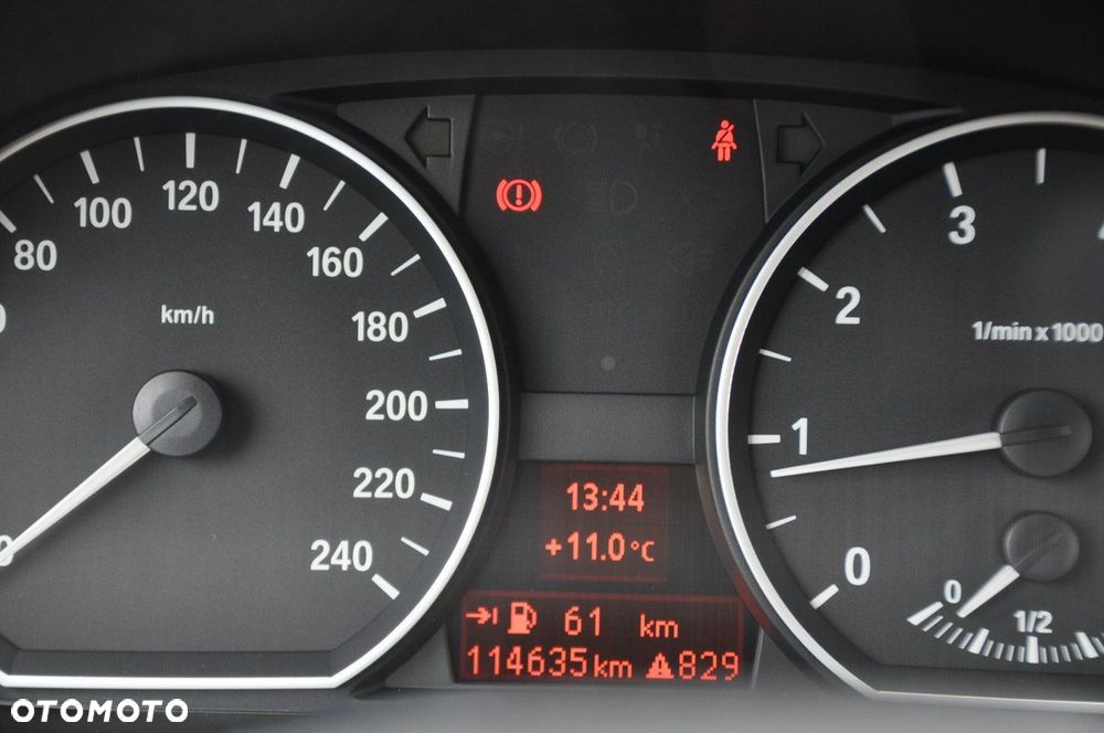 BMW Seria 1 - 29