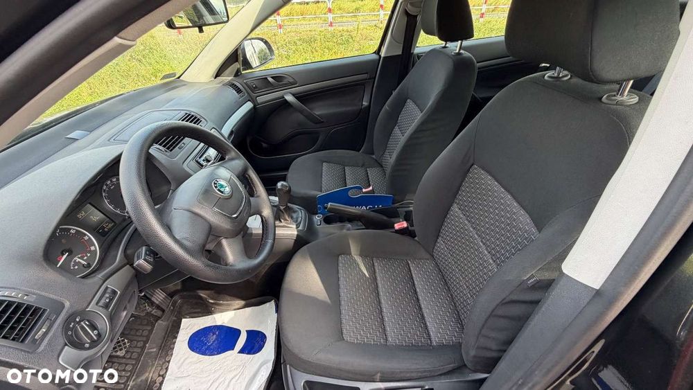 Skoda Octavia 1.6 Mint - 32