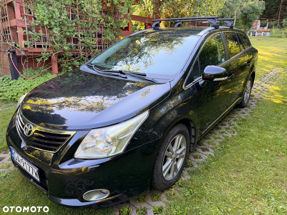 Toyota Avensis 1.8 Luna - 2