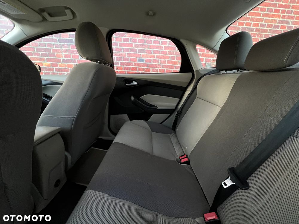 Ford Focus - 16