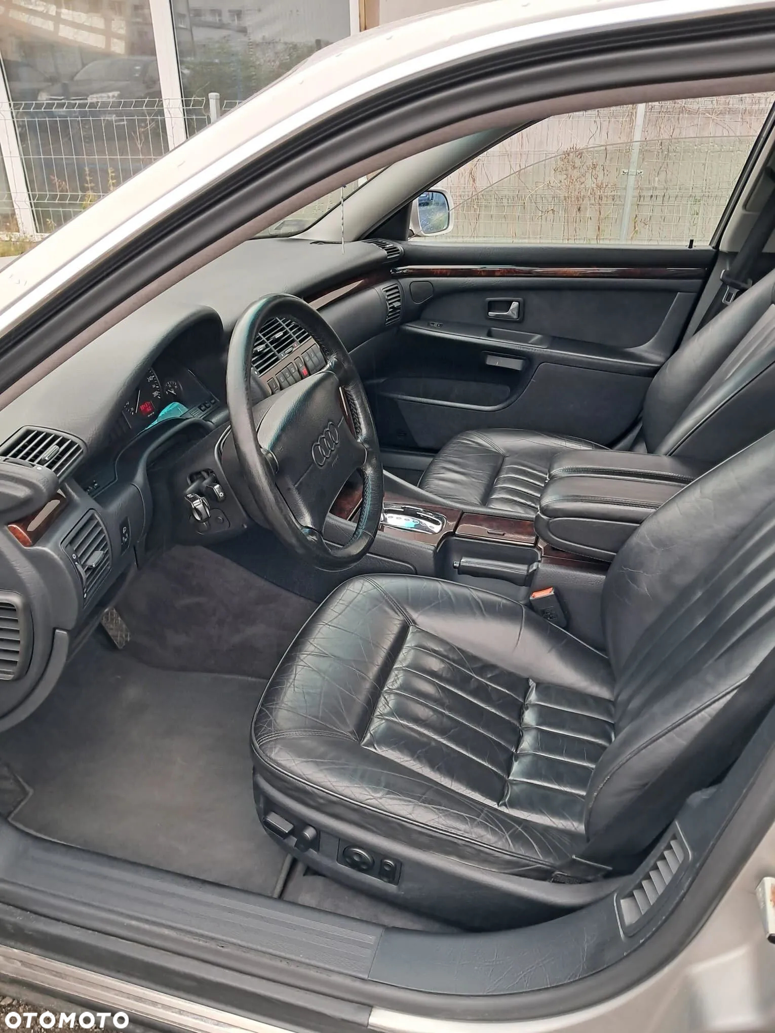 Audi A8 - 24
