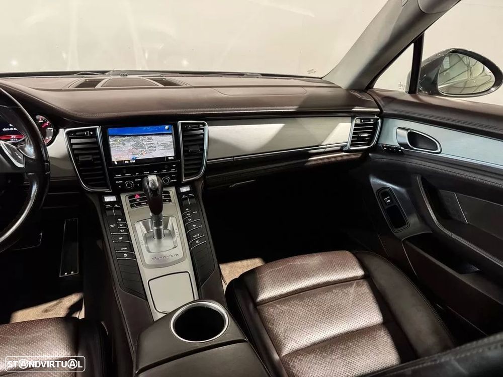 Porsche Panamera - 14