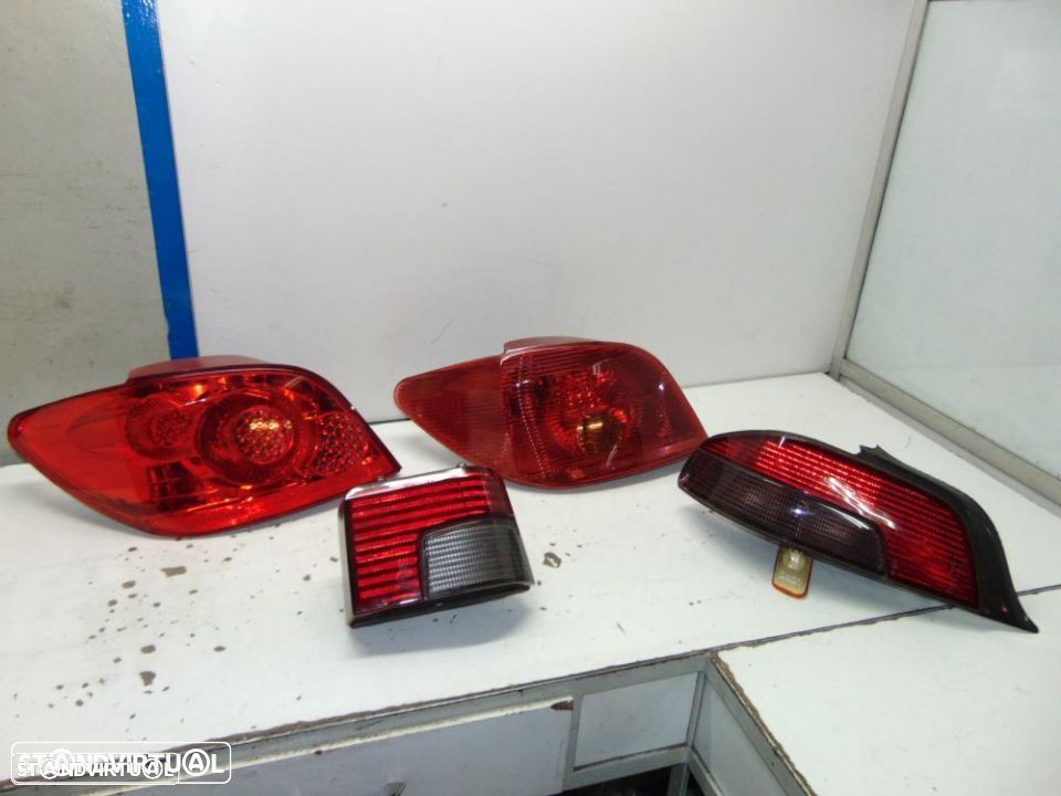 Peugeot farolins - 1