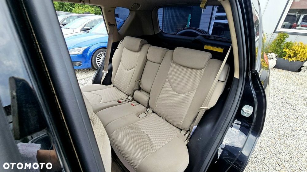 Toyota RAV4 - 20