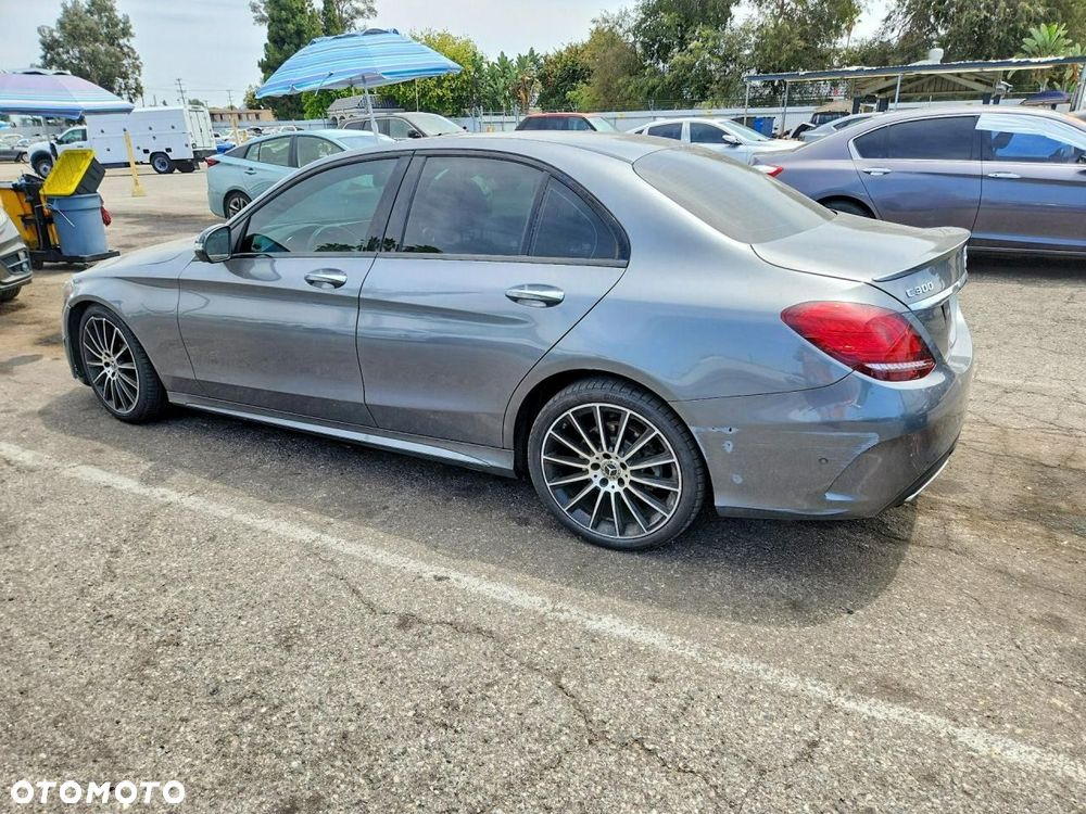 Mercedes-Benz C-Class 2021 photo 5