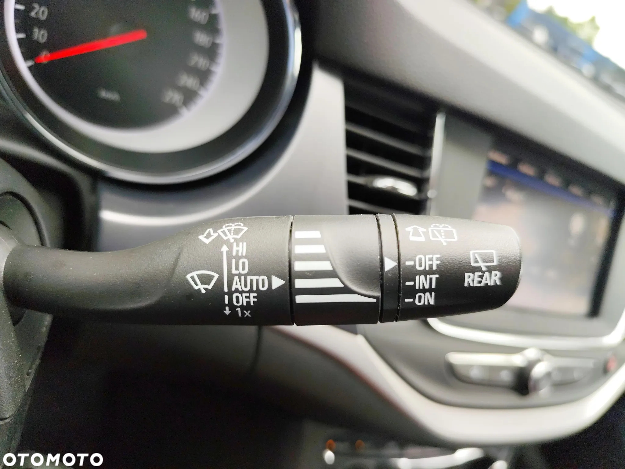 Opel Astra V 1.5 CDTI Business Elegance S&S - 24