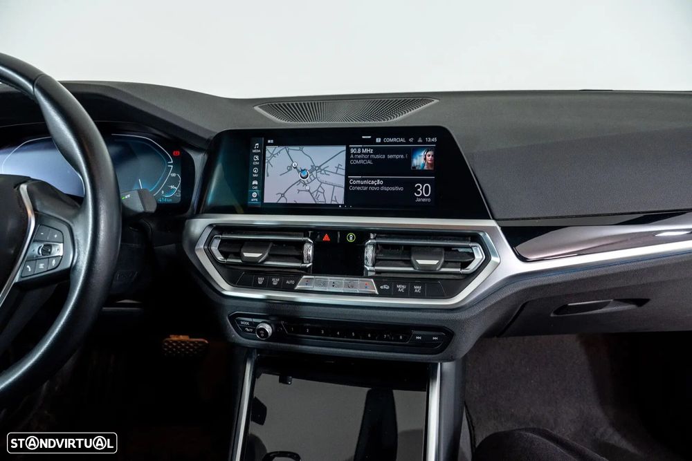 BMW 320 e Corporate Edition Auto - 36