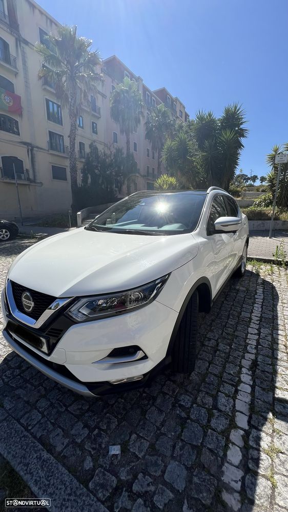 Nissan Qashqai 1.3 DIG-T N-Connecta - 1