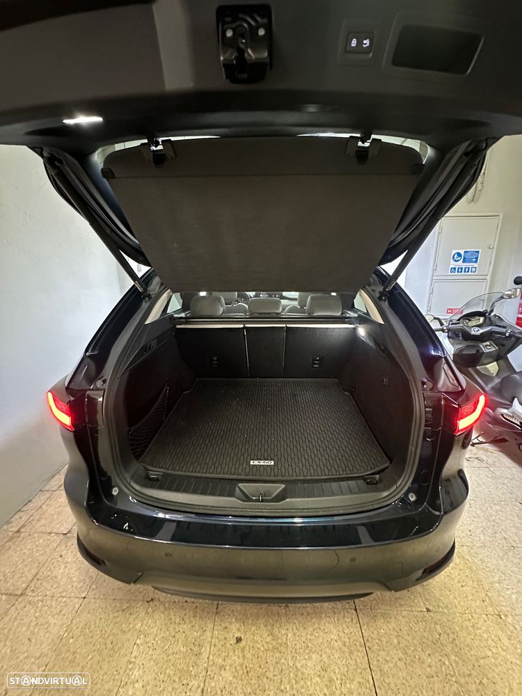 Mazda CX-60 2.5 e-Skyactiv PHEV Takumi+Comfort Pack (Takumi)+PanSun.P-+Dri.A. - 18