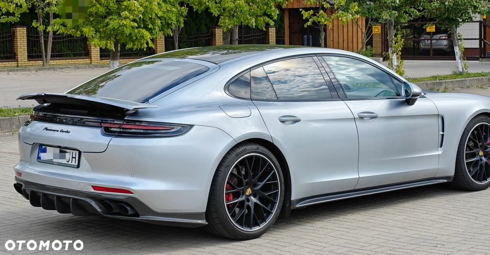 Porsche Panamera Turbo - 6