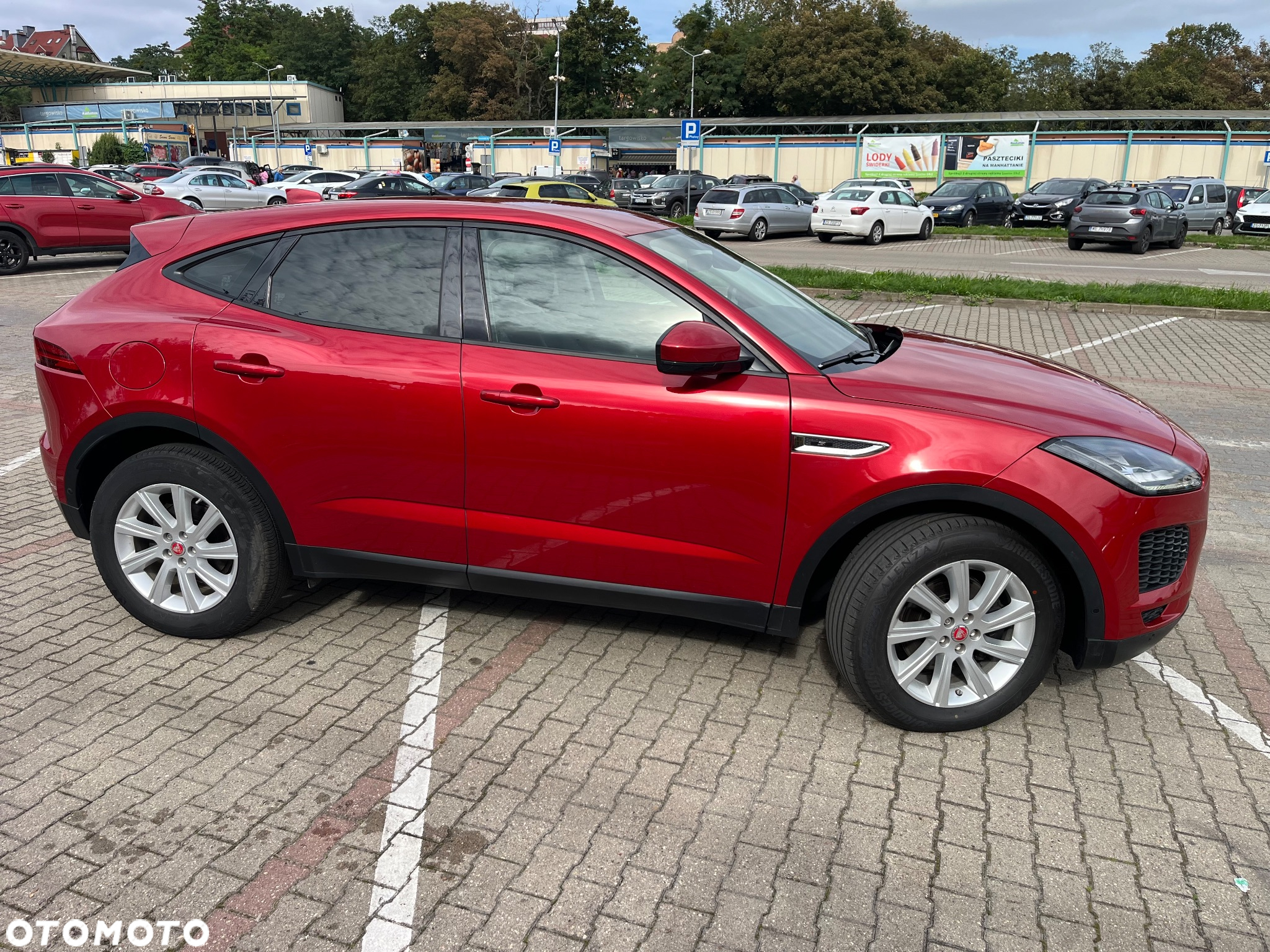 Jaguar E-Pace D150 - 5