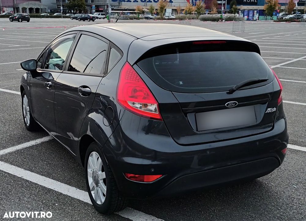 Ford Fiesta - 20