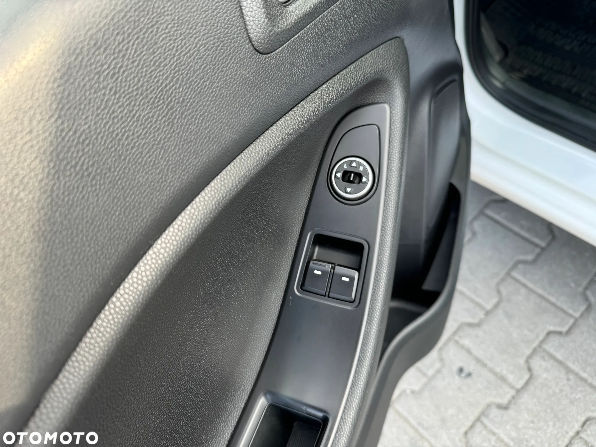 Hyundai i20 - 23