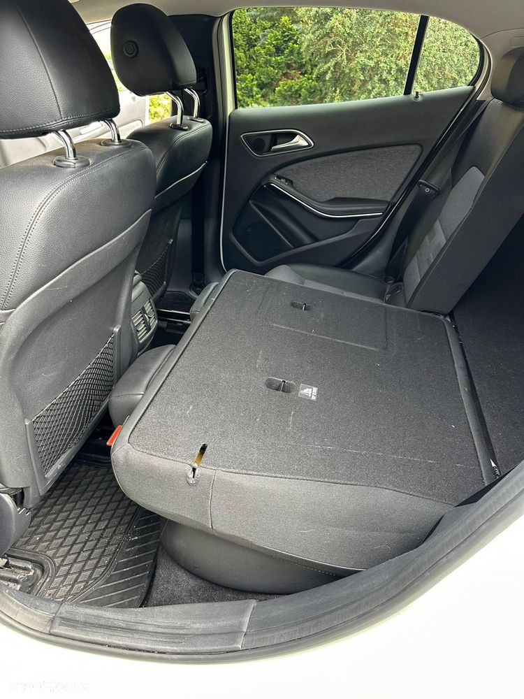 Mercedes-Benz GLA 220 CDI - 18