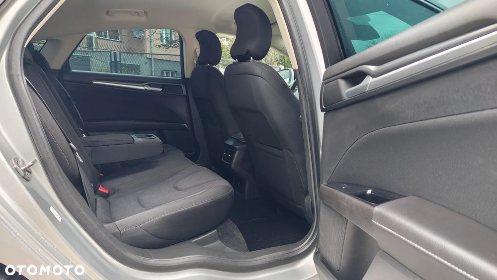 Ford Mondeo 2.0 EcoBlue Business Edition - 32